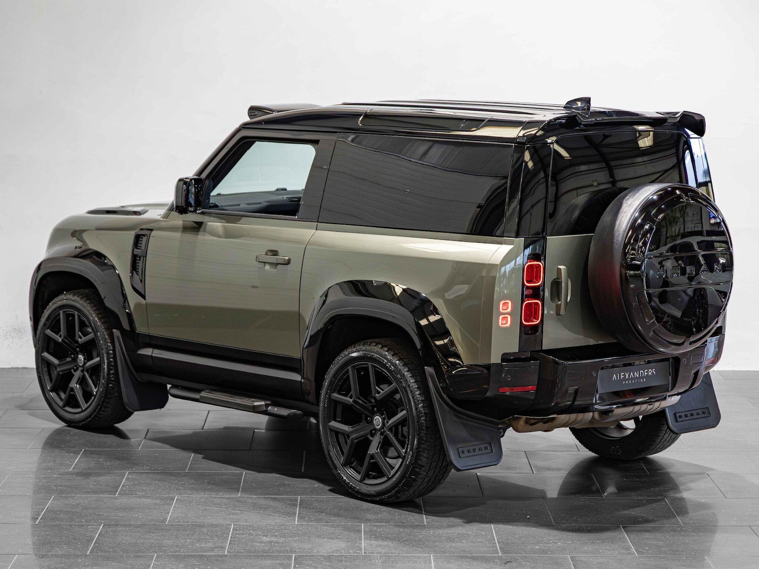 Used Land Rover Defender 90 for sale - 76658751: Photo 19