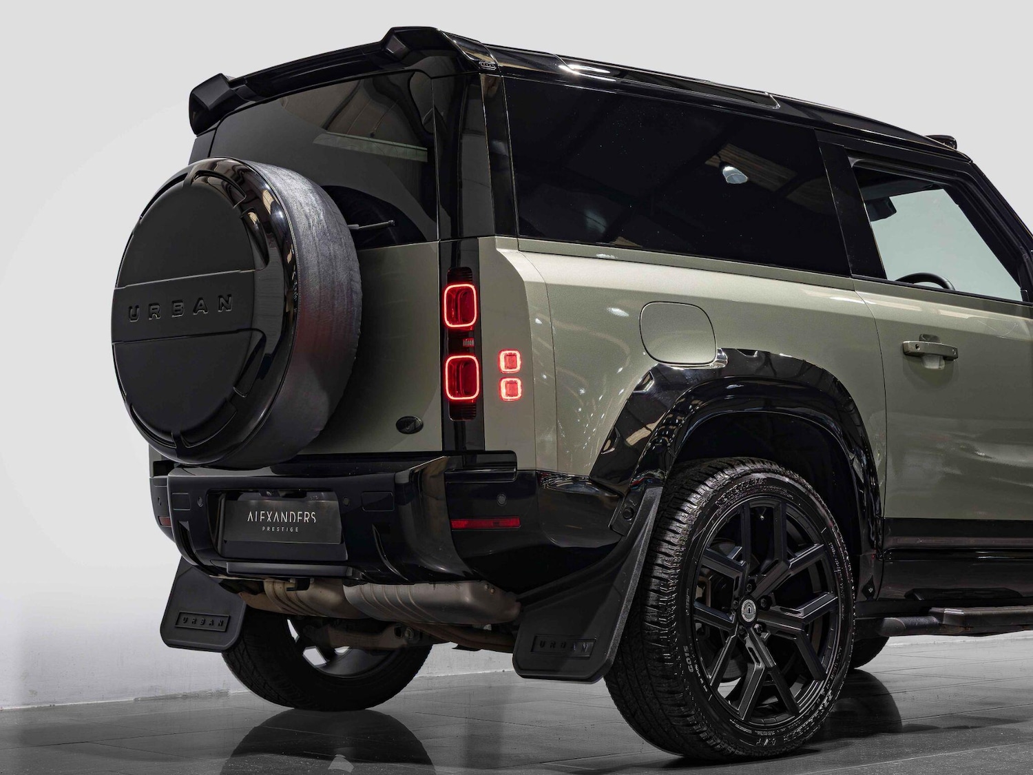 Used Land Rover Defender 90 for sale - 76658751: Photo 21