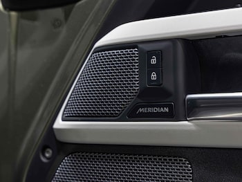 Used Land Rover Defender 90 2023 for sale - 76658751: Photo