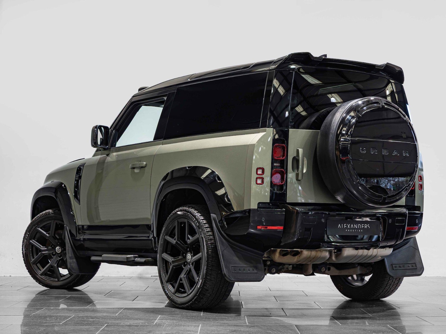 Used Land Rover Defender 90 for sale - 76658751: Photo 6