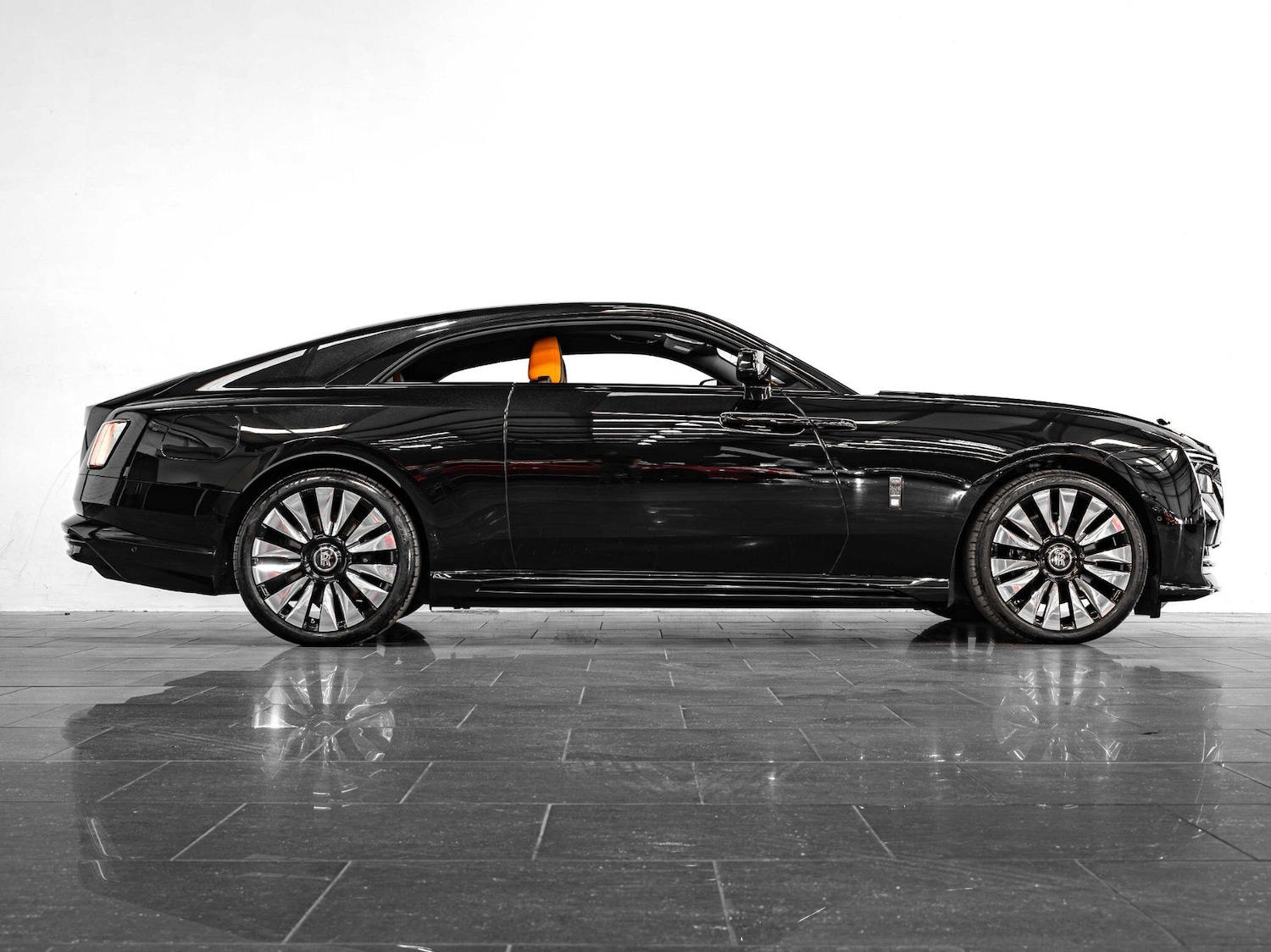 Used Rolls-Royce Spectre 2024 for sale - 76512860: Photo 5