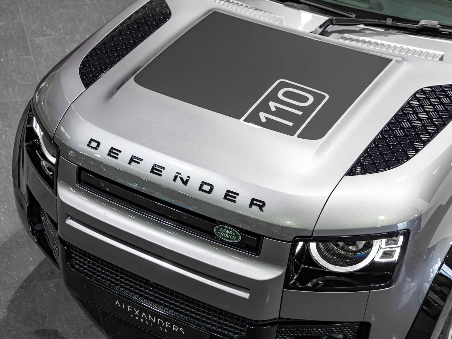 Used Land Rover Defender 110 2024 for sale - 76326951: Photo 13