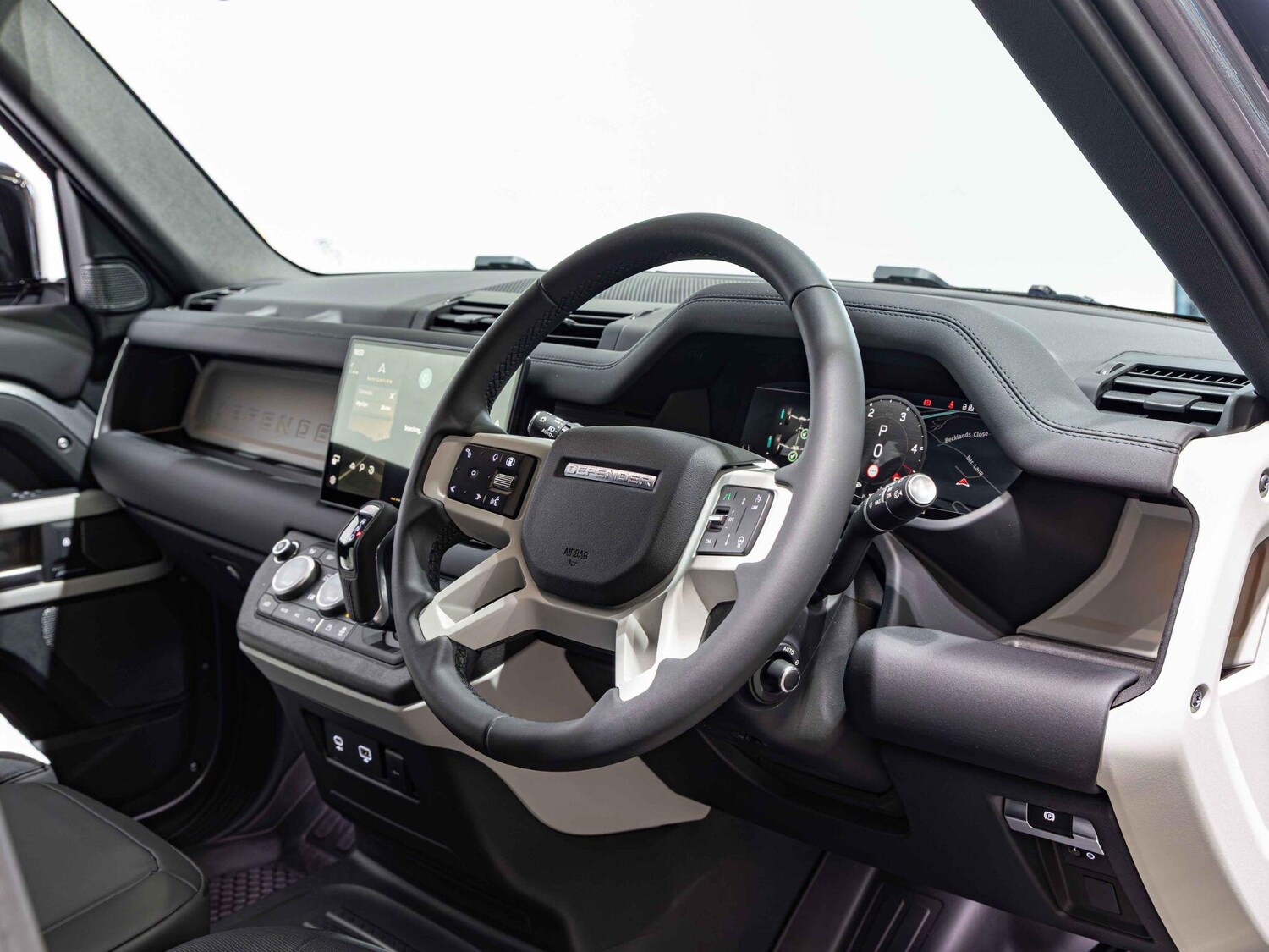 Used Land Rover Defender 110 2024 for sale - 76326951: Photo 16