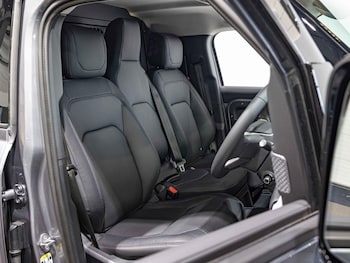 Used Land Rover Defender 110 2024 for sale - 76326951: Photo