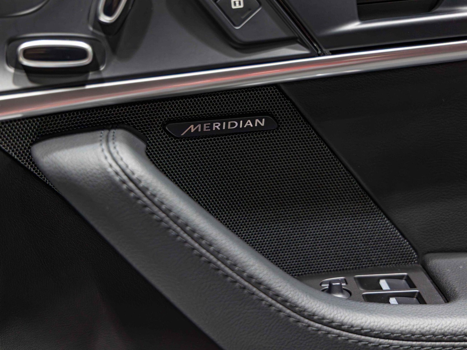 Used Jaguar F-Type for sale - 76994163: Photo 13