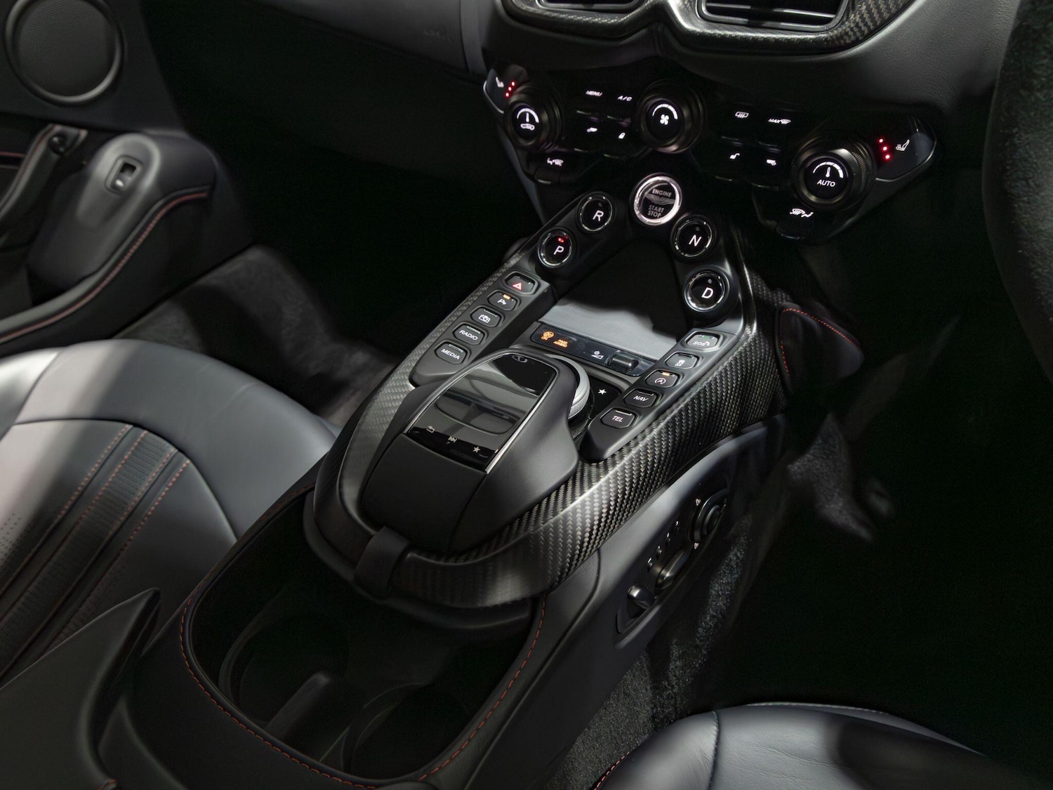 Used Aston Martin Vantage 2023 for sale - 77358920: Photo 17