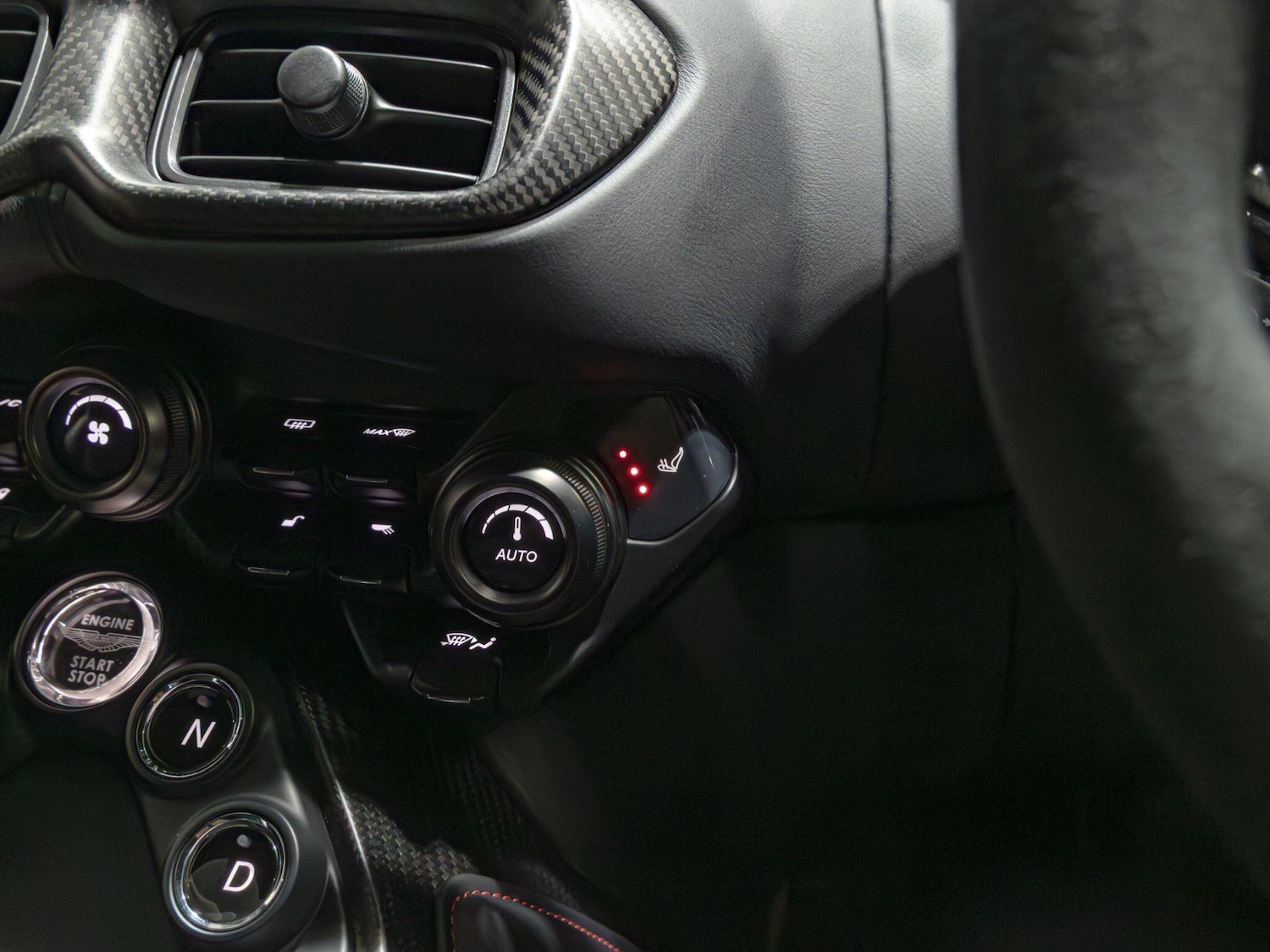 Used Aston Martin Vantage 2023 for sale - 77358920: Photo 5