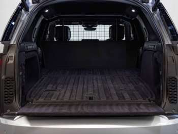 Used Land Rover Discovery 2023 for sale - 74228131: Photo