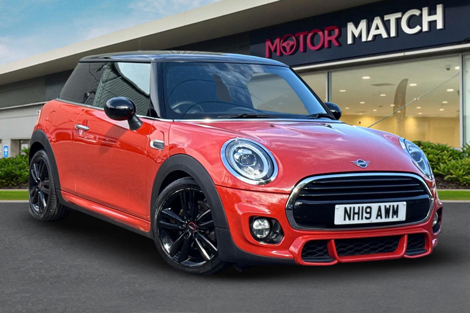 Used MINI Hatch 2019 for sale - 76365147: Photo 1