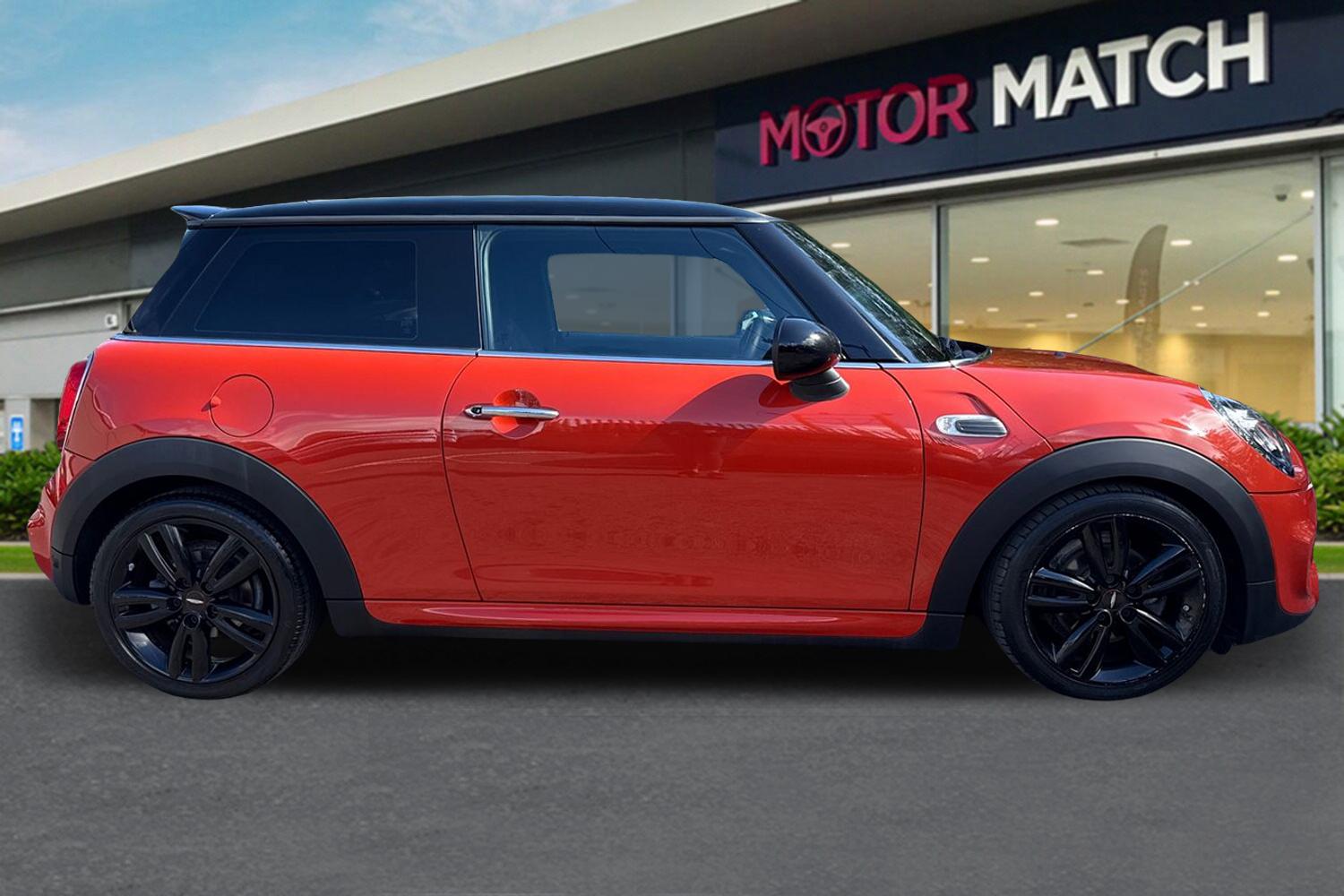 Used MINI Hatch 2019 for sale - 76365147: Photo 3