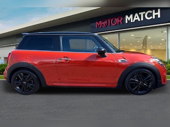 Used MINI Hatch 2019 for sale - 76365147: Photo