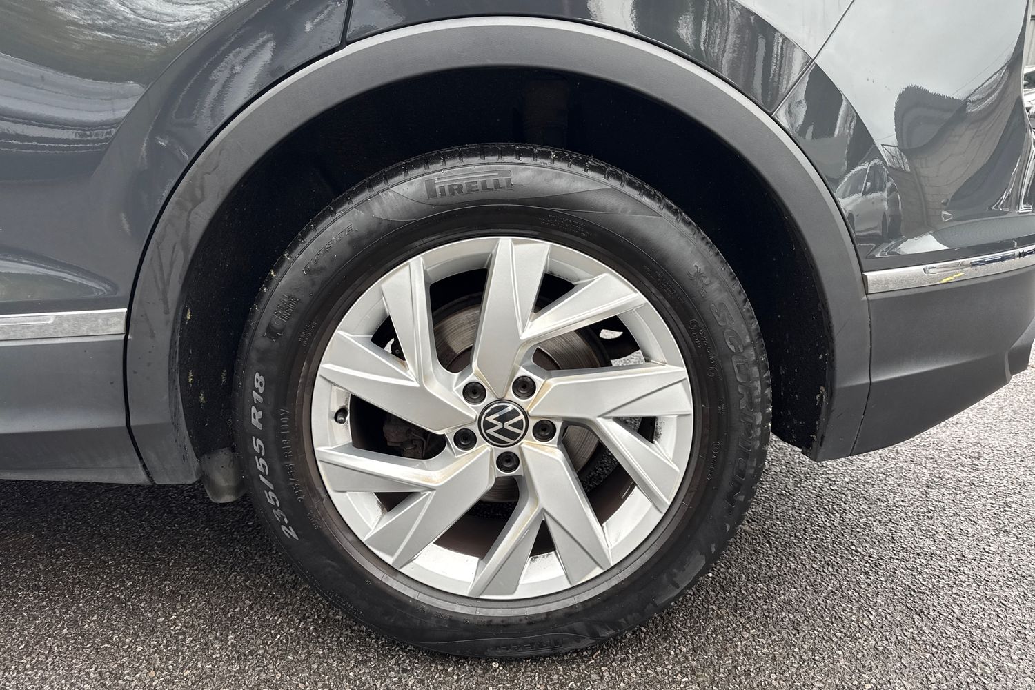 Used Volkswagen Tiguan 2021 for sale - 76985410: Photo 24