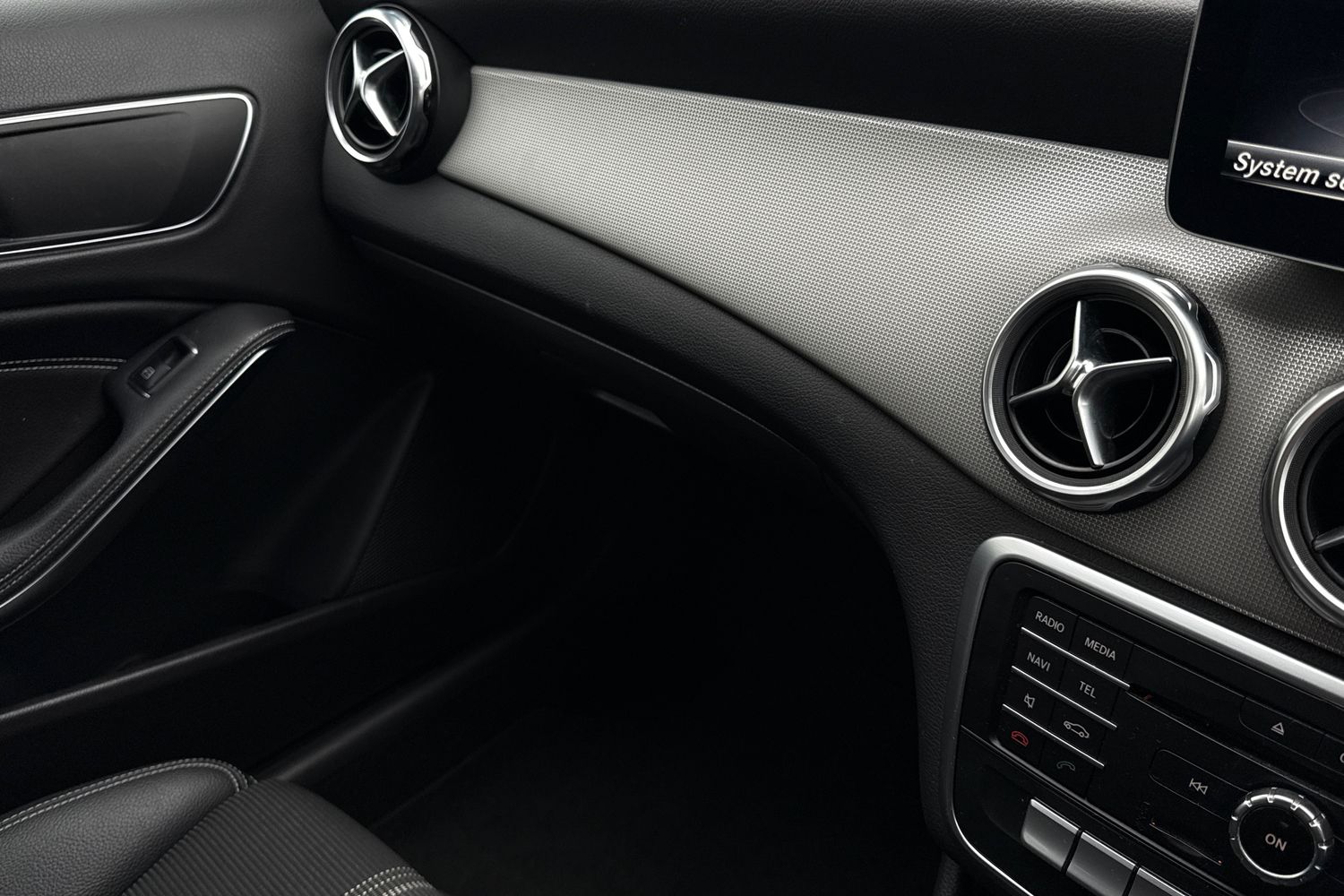 Used Mercedes-Benz GLA 2018 for sale - 77421621: Photo 49