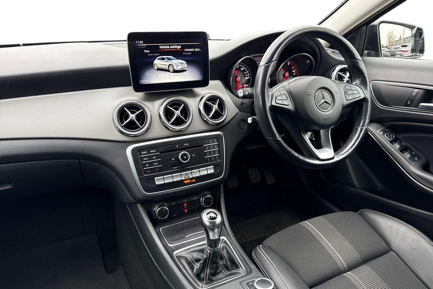 Used Mercedes-Benz GLA 2018 for sale - 77421621: Photo 9