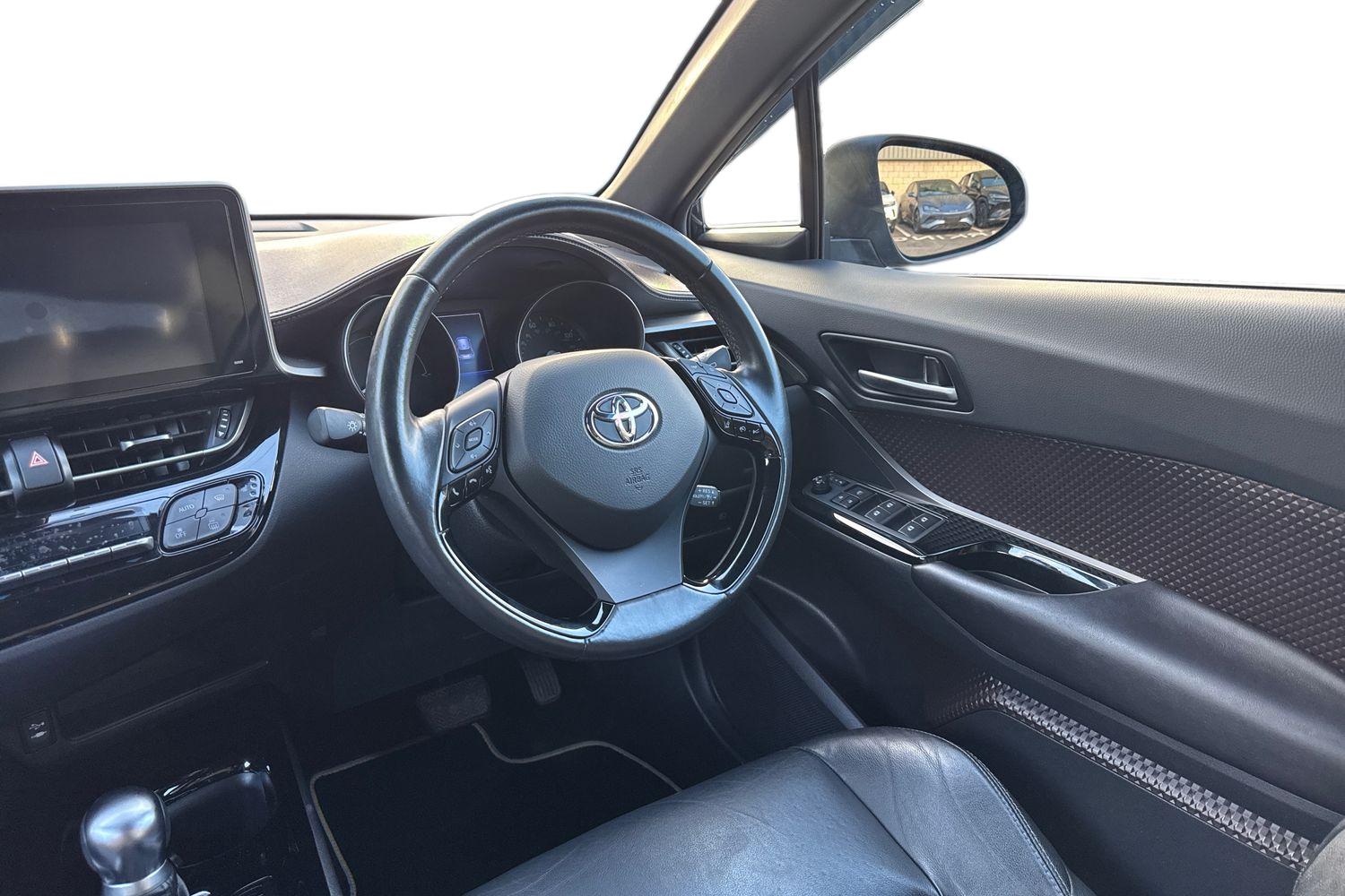 Used Toyota C-HR 2018 for sale - 76909428: Photo 13