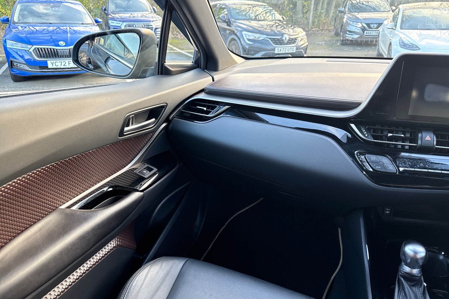 Used Toyota C-HR 2018 for sale - 76909428: Photo 15