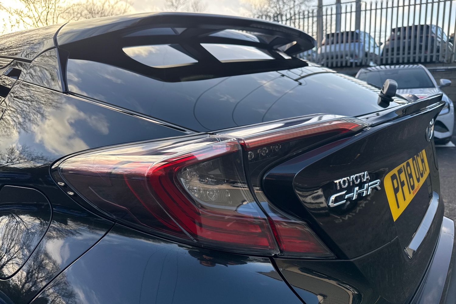 Used Toyota C-HR 2018 for sale - 76909428: Photo 16