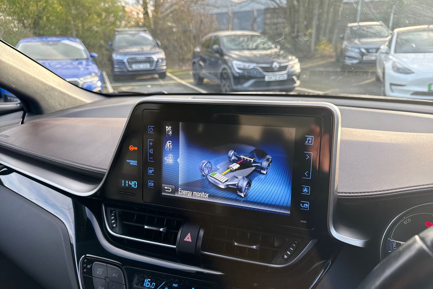 Used Toyota C-HR 2018 for sale - 76909428: Photo 29