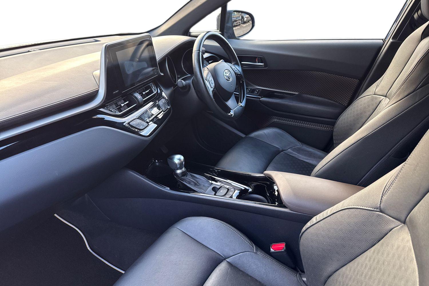 Used Toyota C-HR 2018 for sale - 76909428: Photo 9