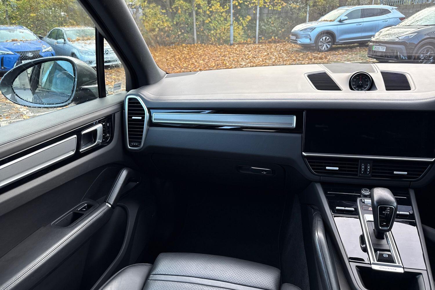 Used Porsche Cayenne 2020 for sale - 76546137: Photo 15