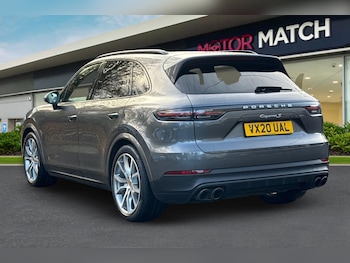 Used Porsche Cayenne 2020 for sale - 76546137: Photo