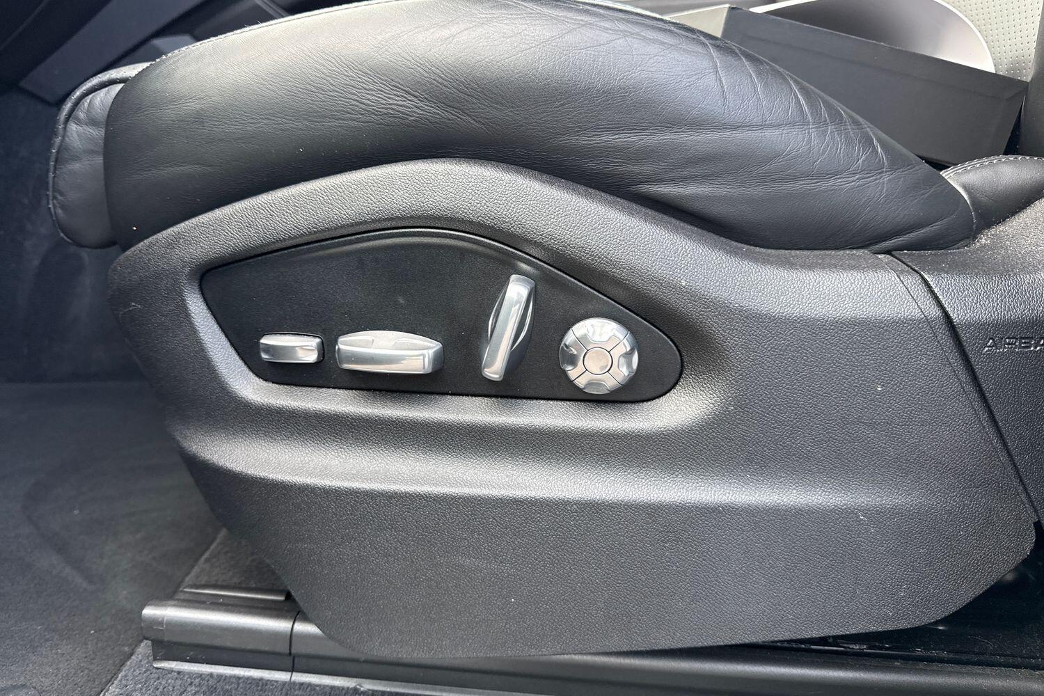 Used Porsche Cayenne 2020 for sale - 76546137: Photo 30