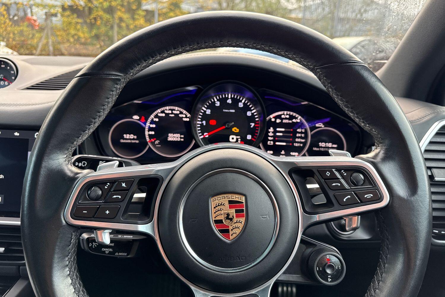 Used Porsche Cayenne 2020 for sale - 76546137: Photo 36