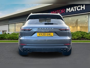 Used Porsche Cayenne 2020 for sale - 76546137: Photo