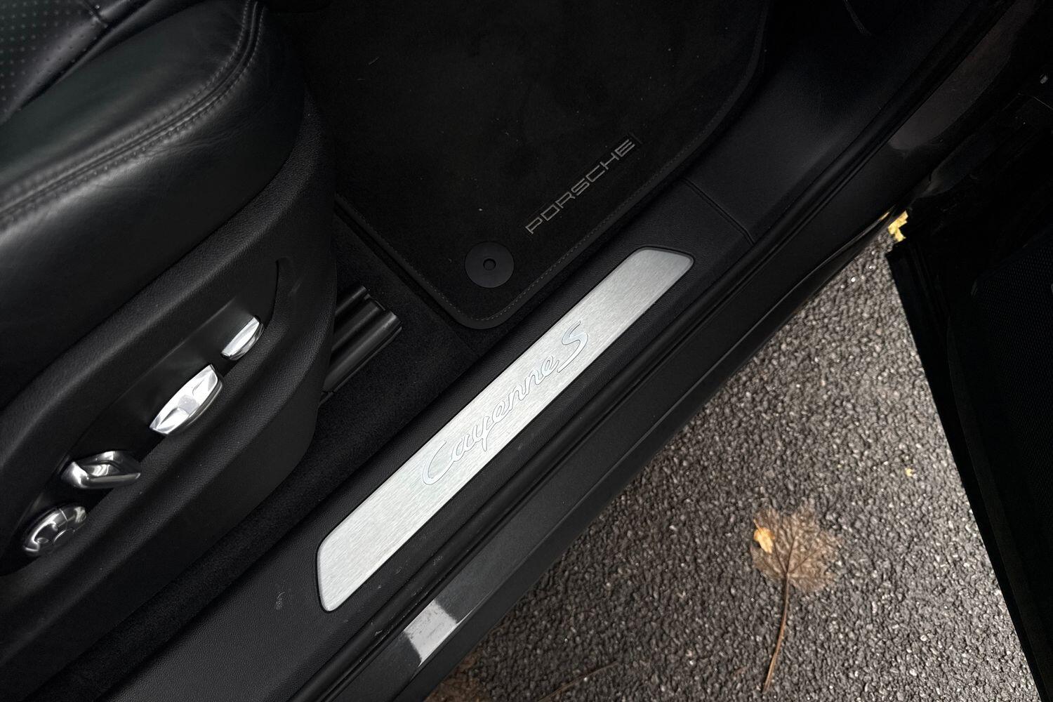 Used Porsche Cayenne 2020 for sale - 76546137: Photo 54