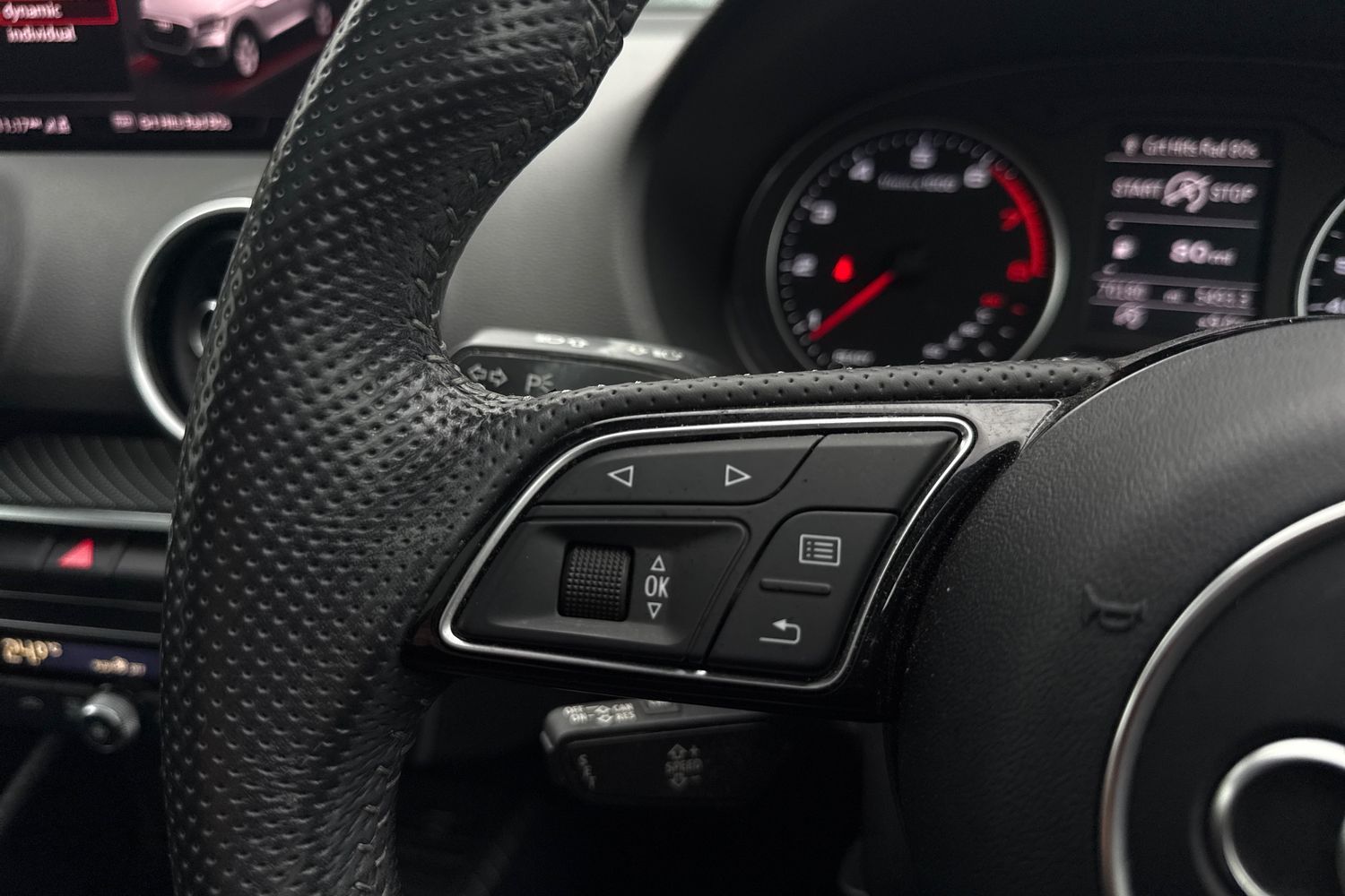 Used Audi Q2 2017 for sale - 78052826: Photo 37