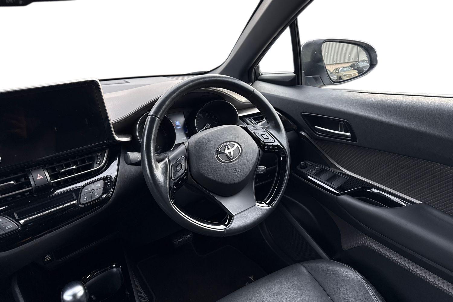 Used Toyota C-HR 2022 for sale - 77593641: Photo 12