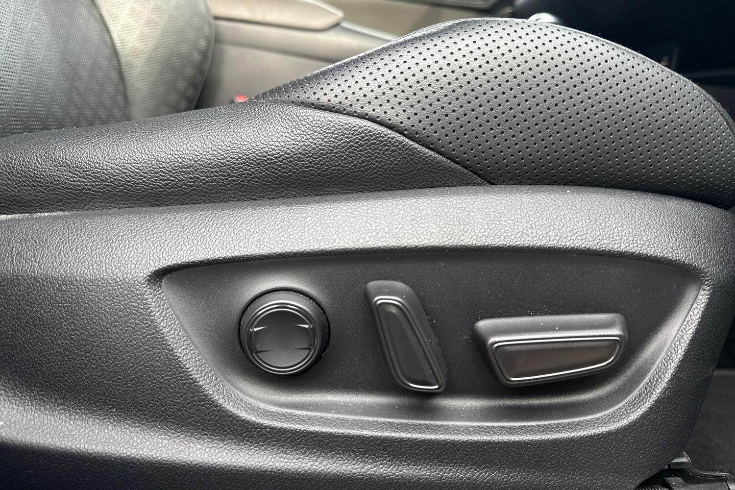 Used Toyota C-HR 2022 for sale - 77593641: Photo 28