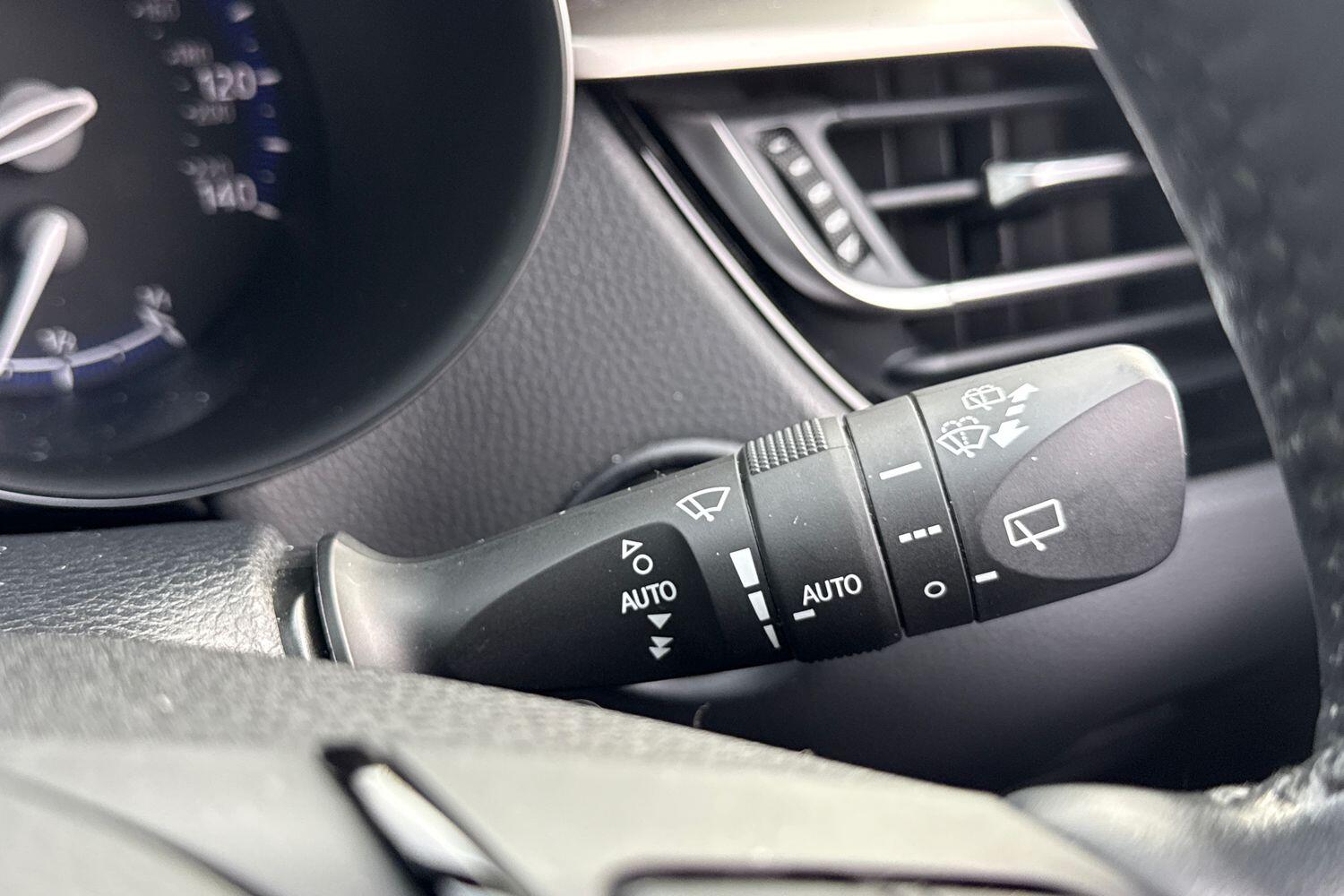 Used Toyota C-HR 2022 for sale - 77593641: Photo 41