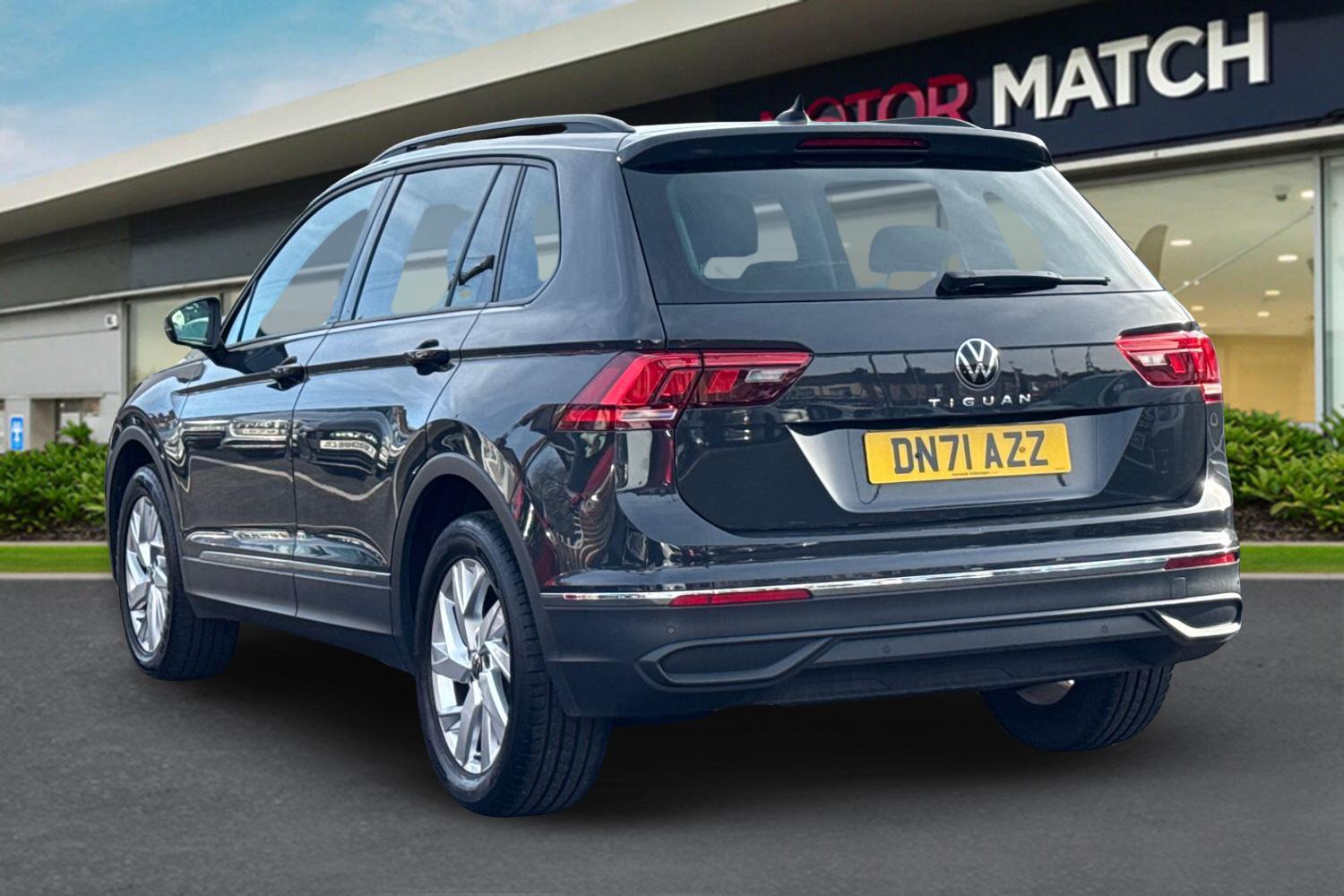 Used Volkswagen Tiguan 2021 for sale - 77582767: Photo 2