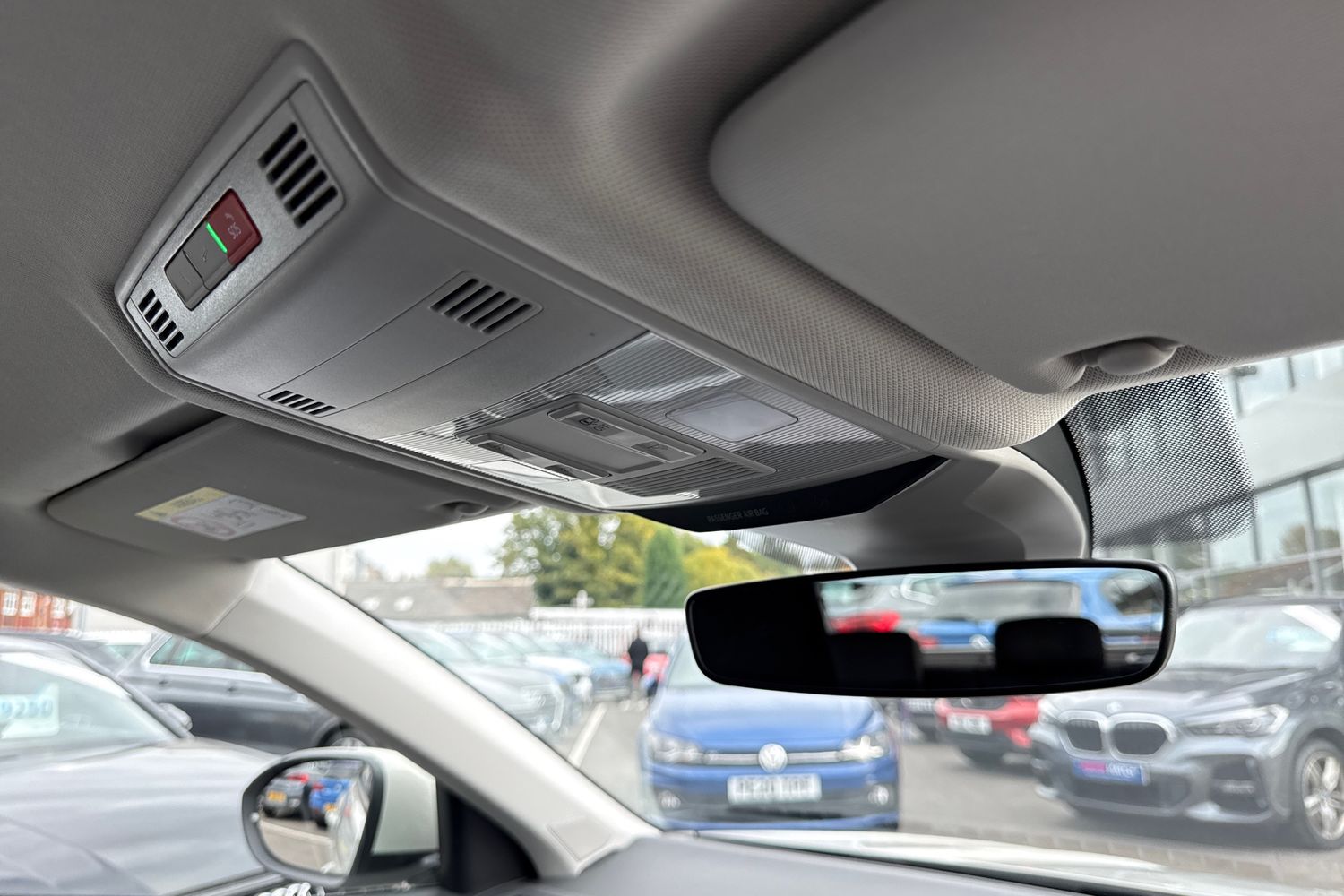 Used Volkswagen T-Roc 2022 for sale - 76535296: Photo 49