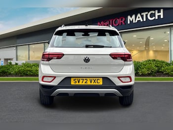 Used Volkswagen T-Roc 2022 for sale - 76535296: Photo