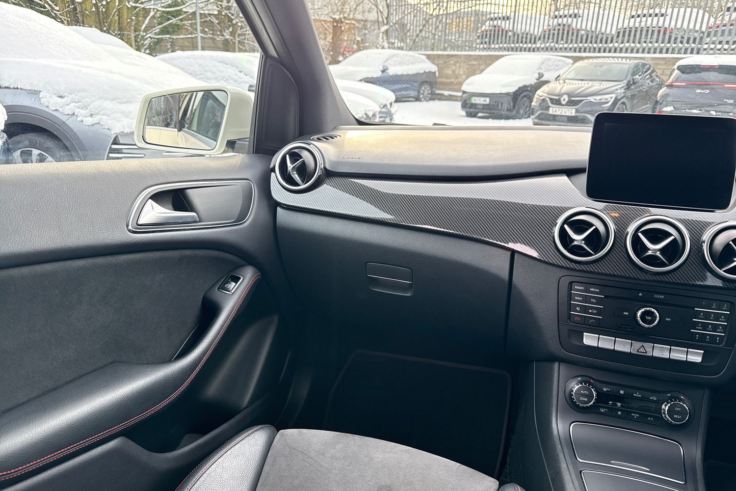 Used Mercedes-Benz B Class 2016 for sale - 77123754: Photo 15