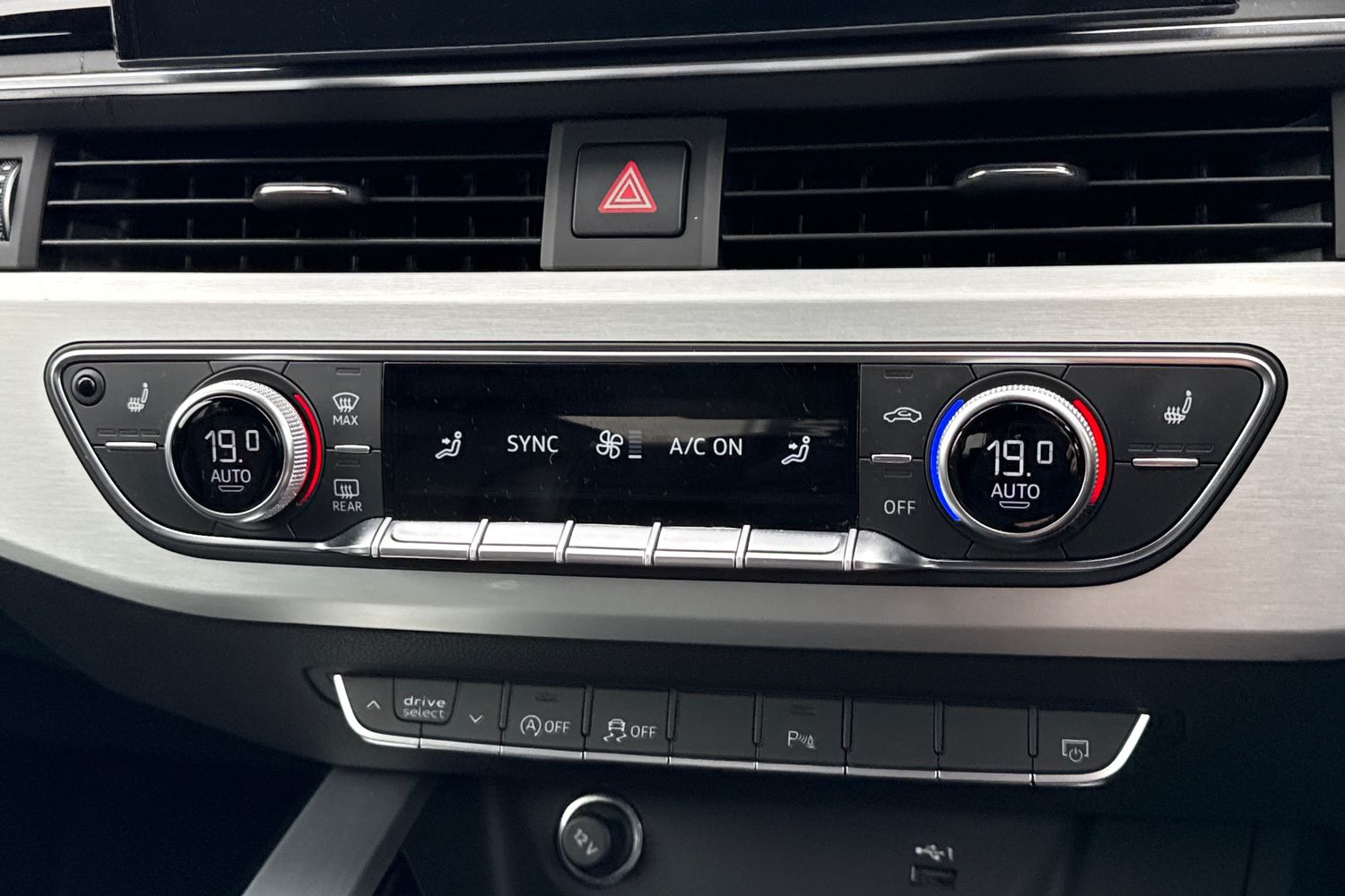 Used Audi A4 2021 for sale - 76365141: Photo 19