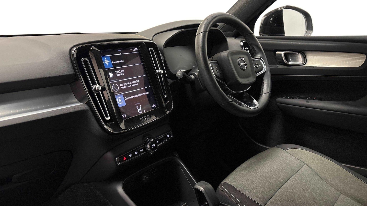 Used Volvo XC40 2022 for sale - 77382920: Photo 10