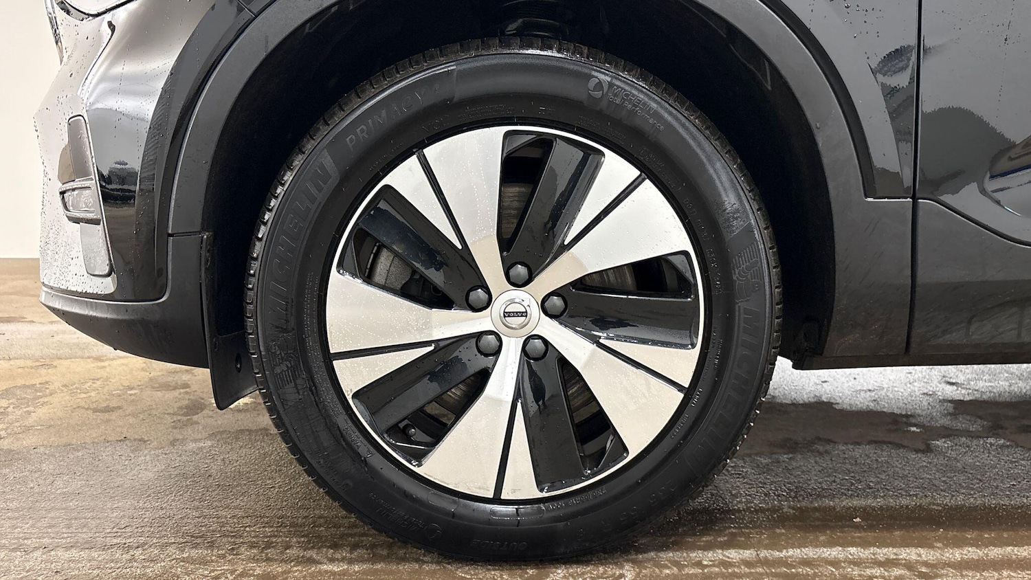 Used Volvo XC40 2022 for sale - 77382920: Photo 4