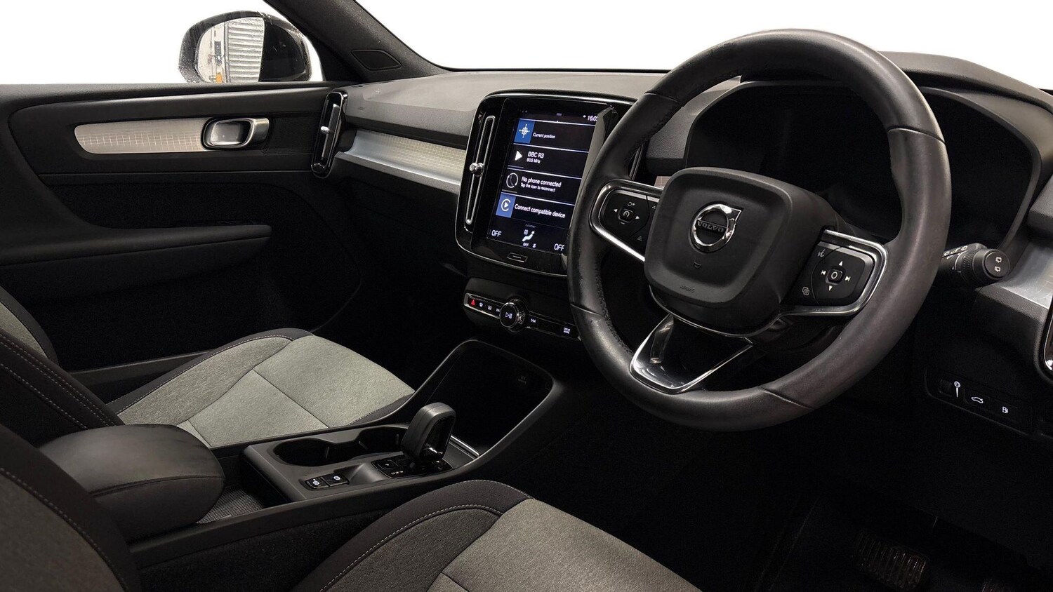 Used Volvo XC40 2022 for sale - 77382920: Photo 6