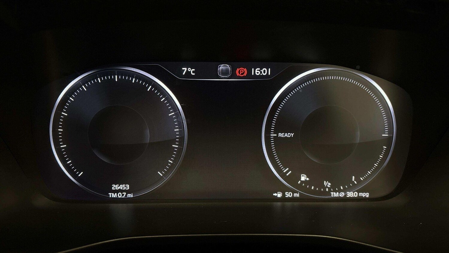 Used Volvo XC40 2022 for sale - 77382920: Photo 9