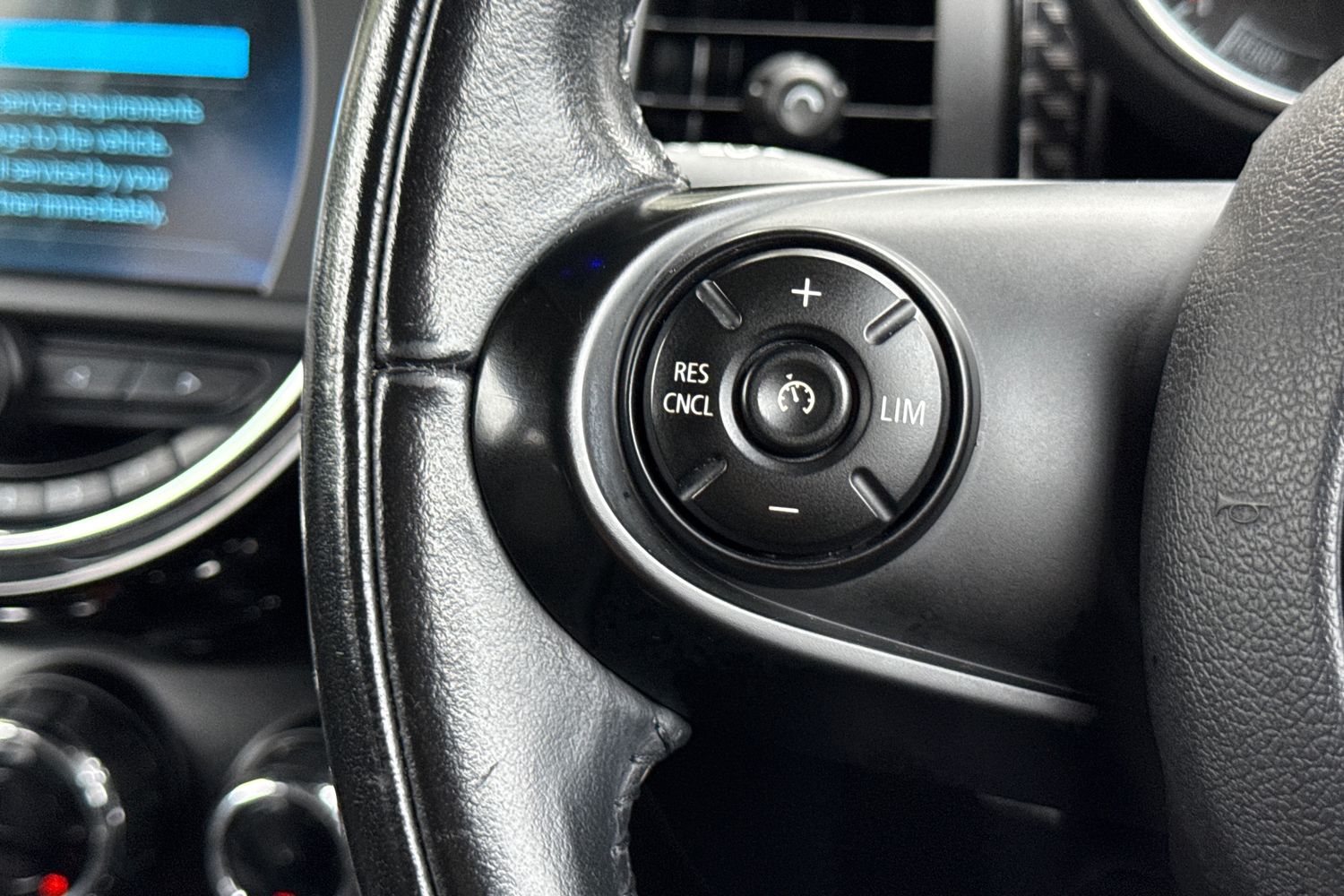 Used MINI Hatch 2018 for sale - 76365122: Photo 32