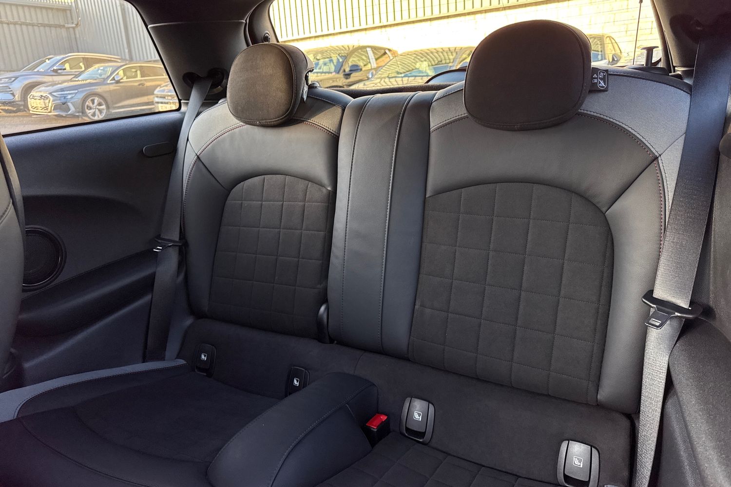 Used MINI Hatch 2021 for sale - 76941479: Photo 14