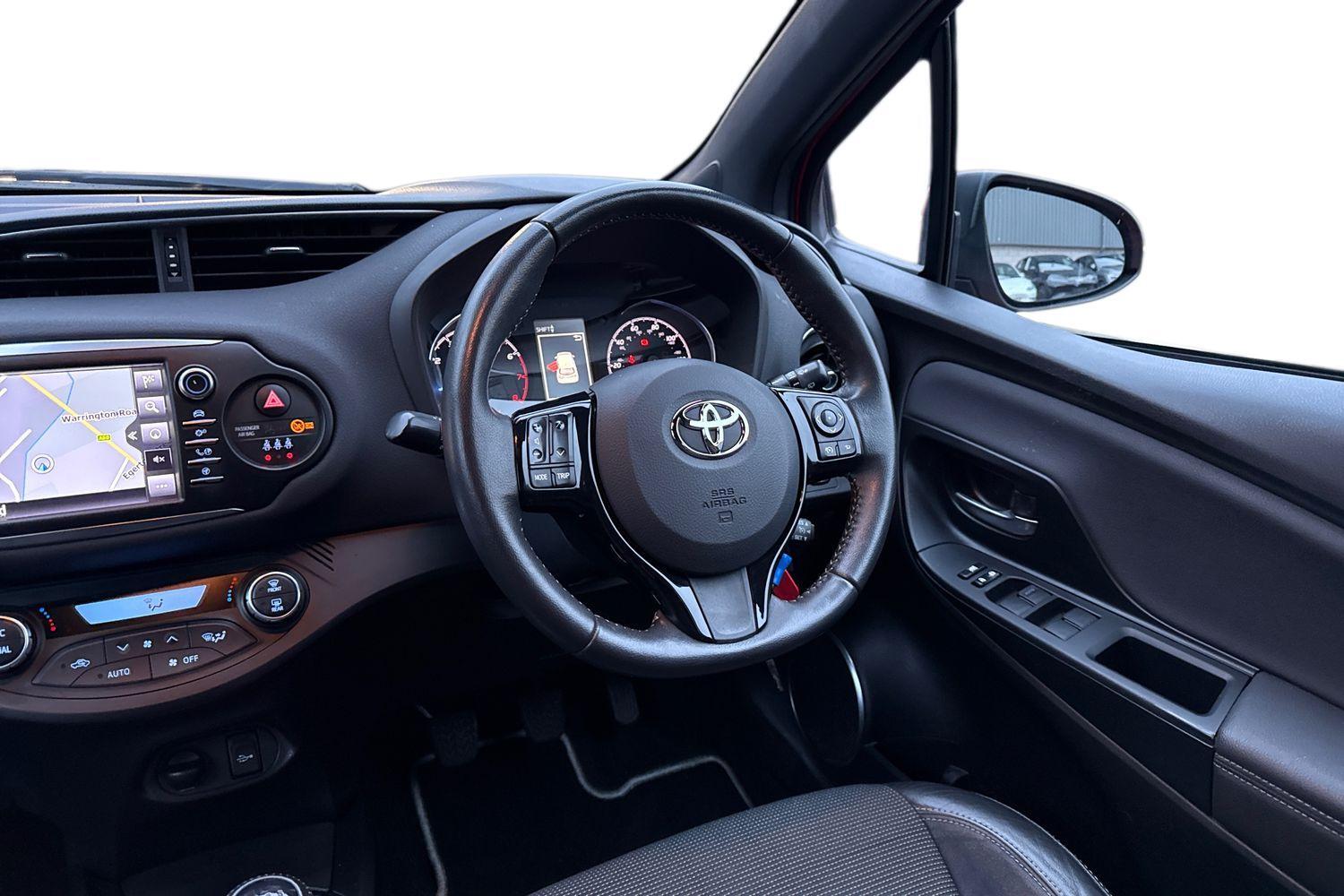 Used Toyota Yaris 2017 for sale - 76723720: Photo 12