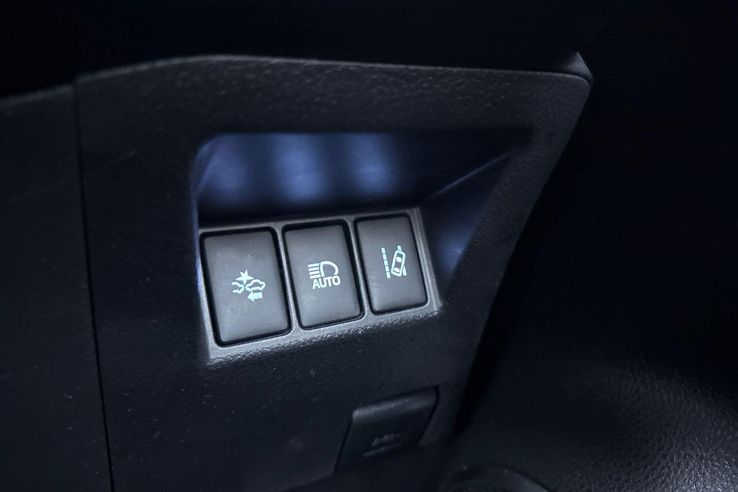 Used Toyota Yaris 2017 for sale - 76723720: Photo 27