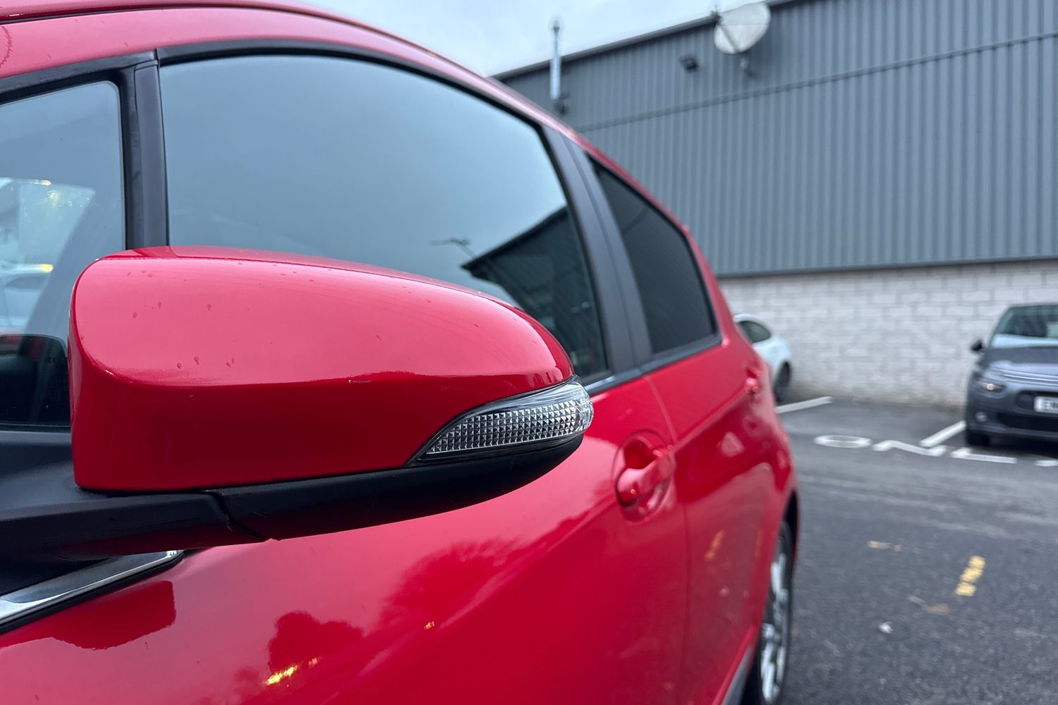 Used Toyota Yaris 2017 for sale - 76723720: Photo 40