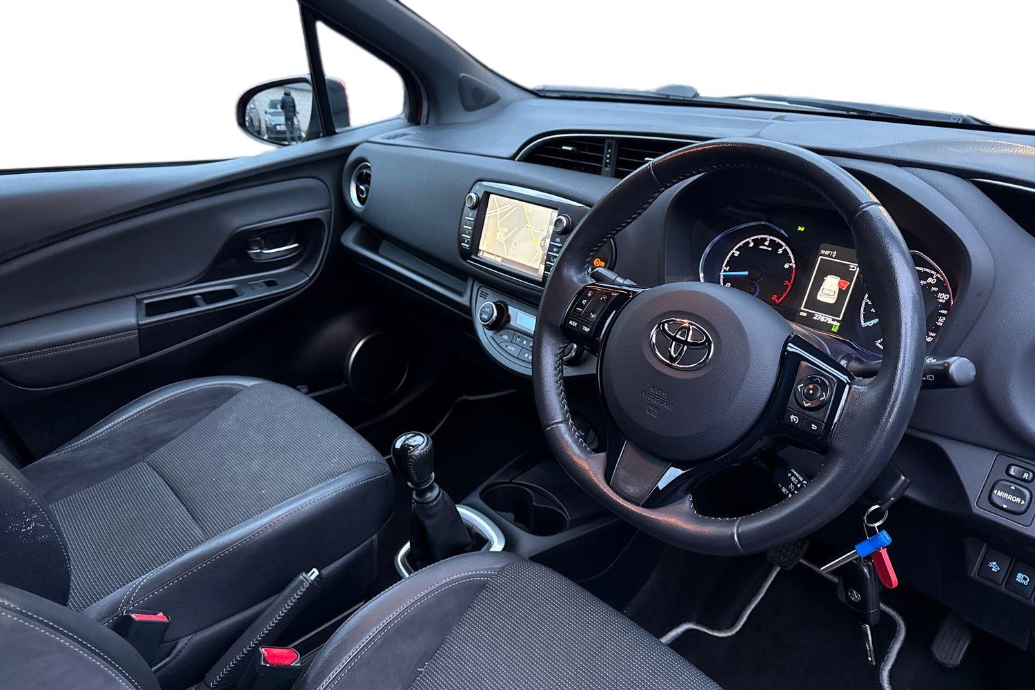 Used Toyota Yaris 2017 for sale - 76723720: Photo 8