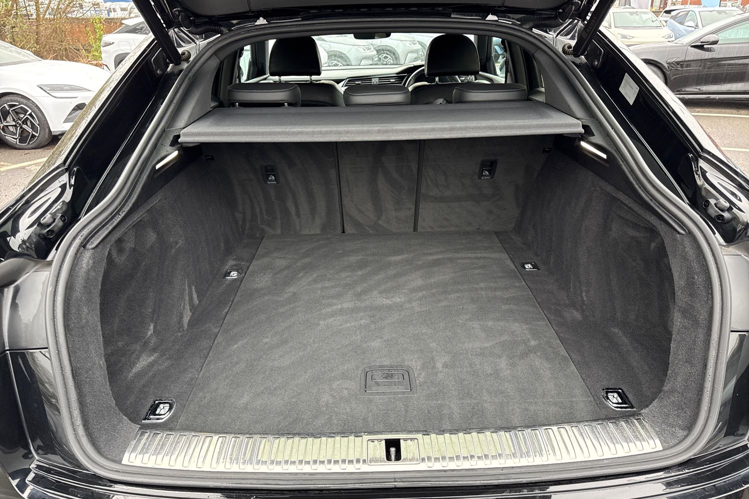 Used Audi e-tron 2022 for sale - 76685735: Photo 10