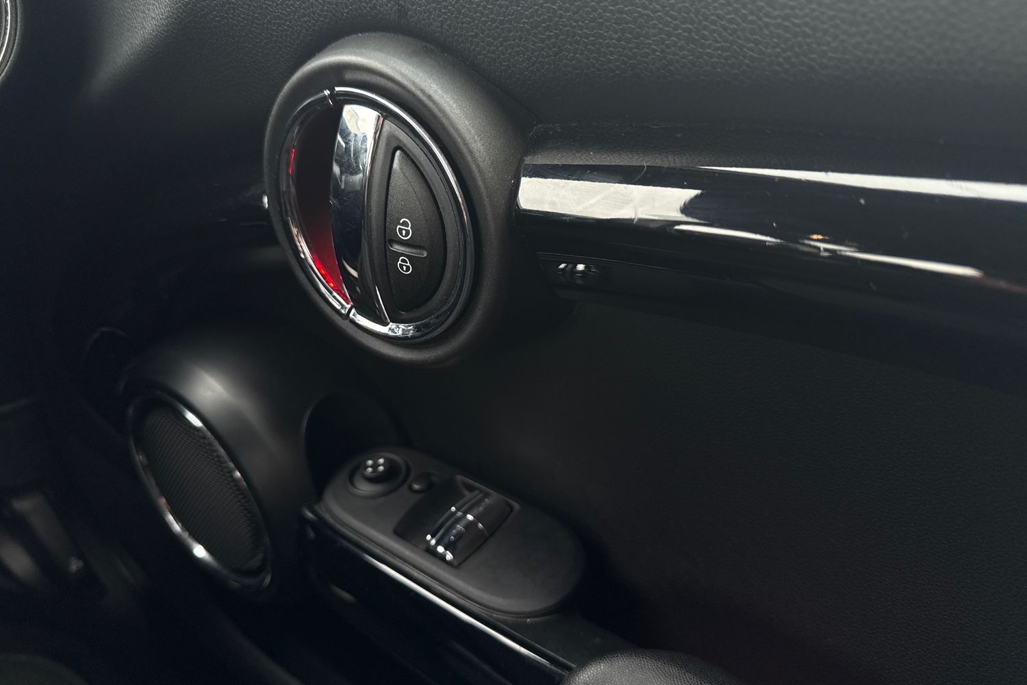 Used MINI Hatch 2018 for sale - 76453579: Photo 18